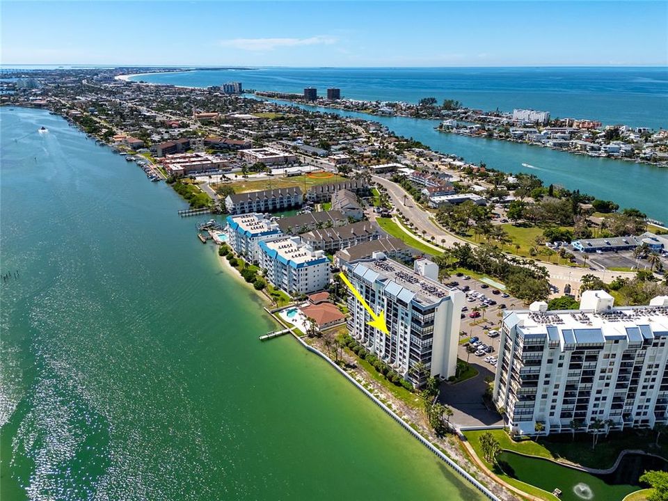 待售: $399,000 (2 贝兹, 2 浴室, 1160 平方英尺)