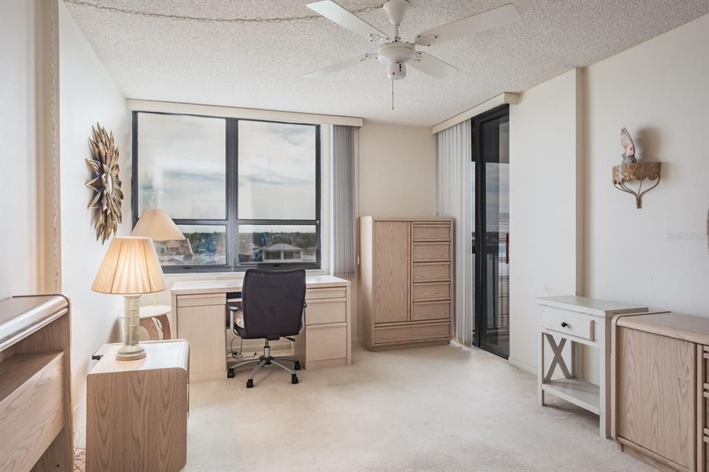 待售: $399,000 (2 贝兹, 2 浴室, 1160 平方英尺)