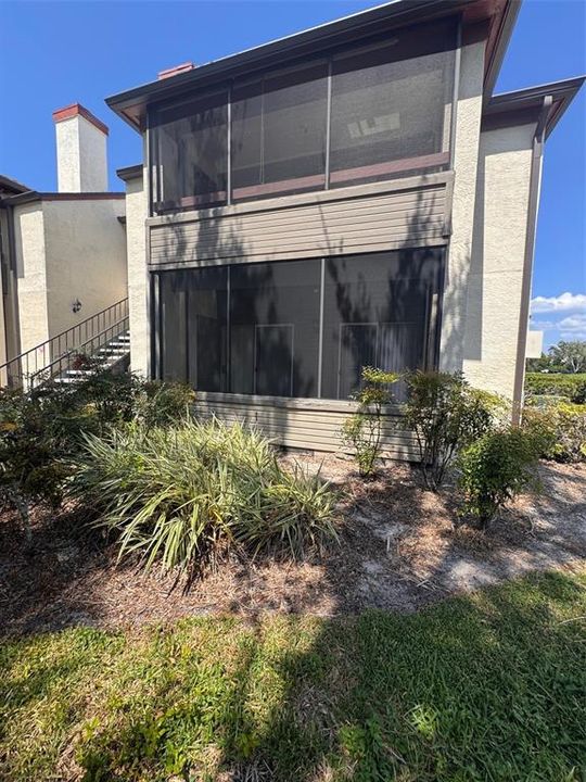 Под контрактом: $105,000 (1 спален, 1 ванн, 742 Квадратных фут)