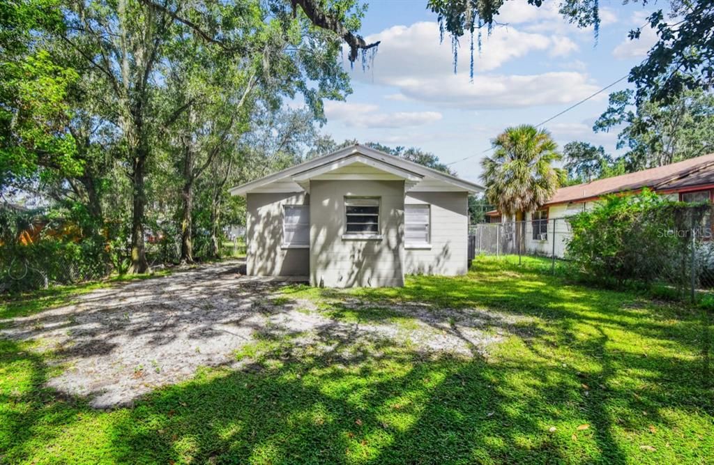 For Sale: $234,400 (3 beds, 1 baths, 768 Square Feet)