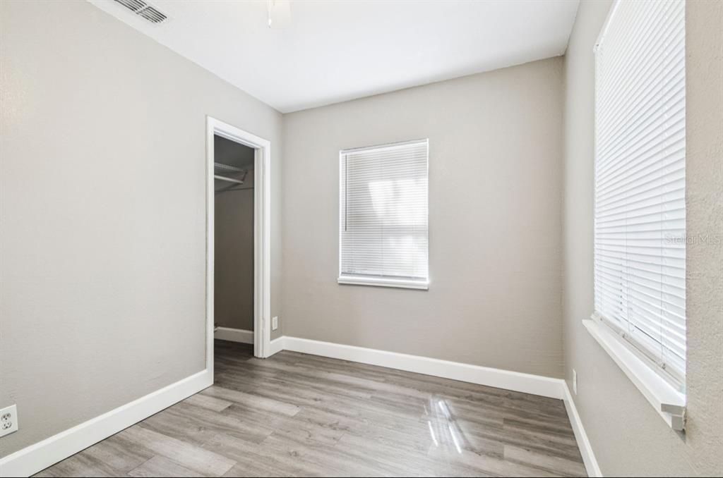 For Sale: $234,400 (3 beds, 1 baths, 768 Square Feet)