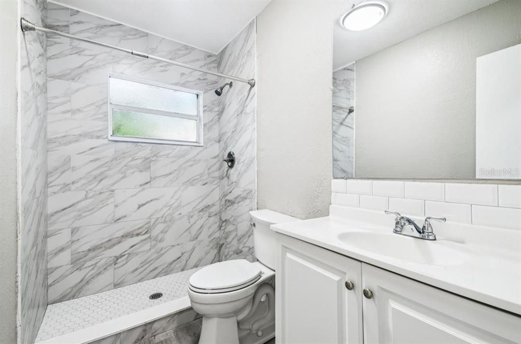 For Sale: $234,400 (3 beds, 1 baths, 768 Square Feet)