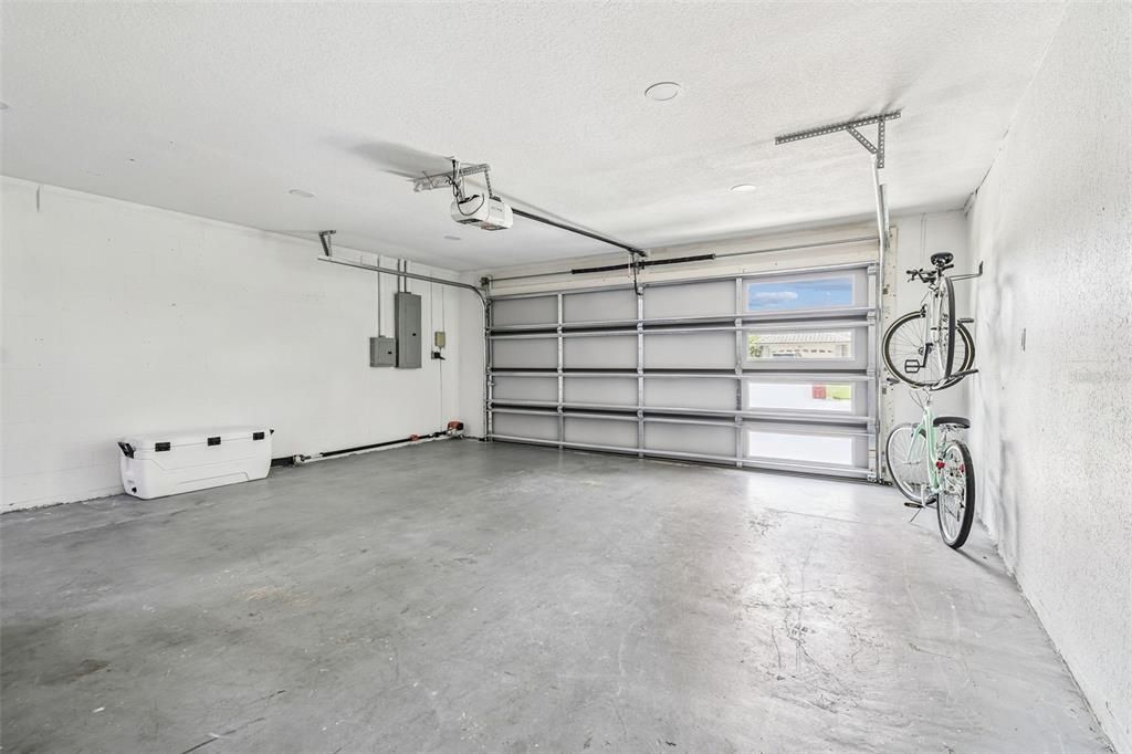 En Venta: $535,000 (4 camas, 3 baños, 2540 Pies cuadrados)