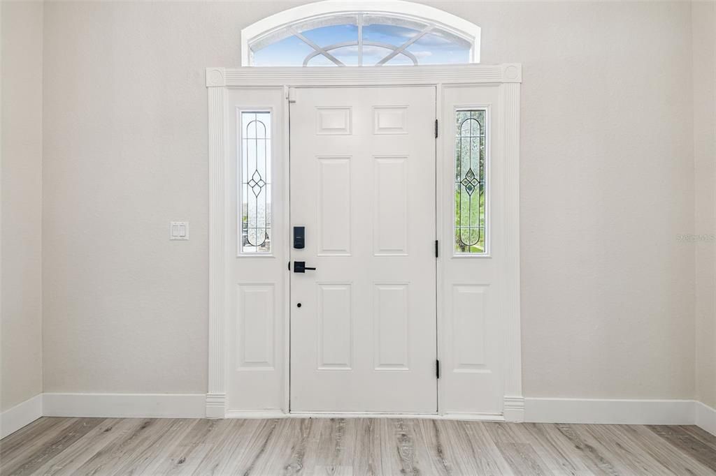 En Venta: $535,000 (4 camas, 3 baños, 2540 Pies cuadrados)