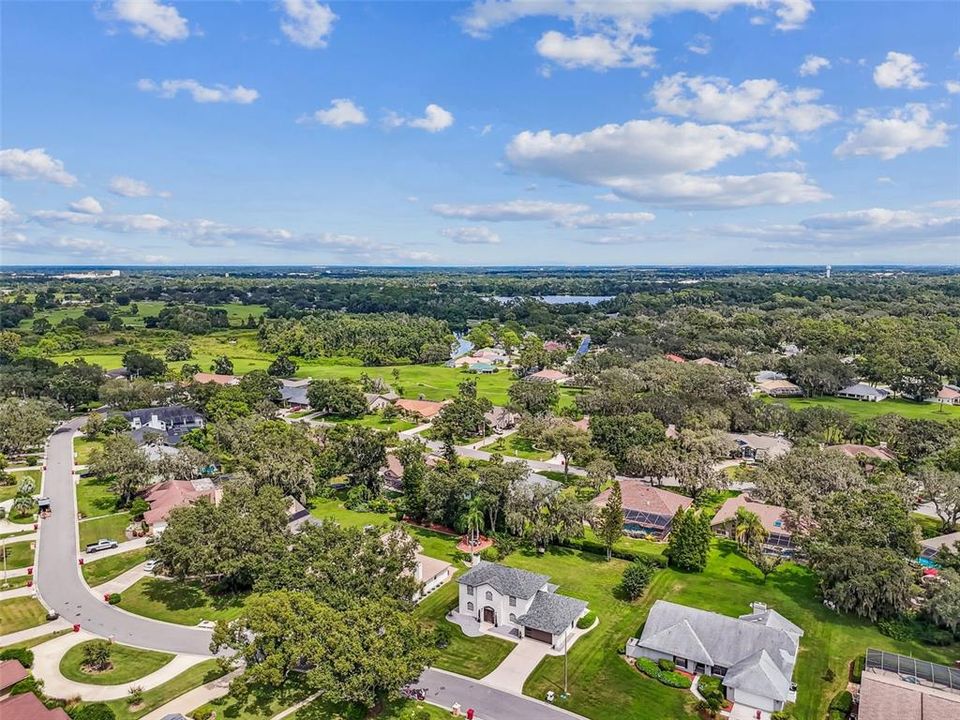 En Venta: $535,000 (4 camas, 3 baños, 2540 Pies cuadrados)