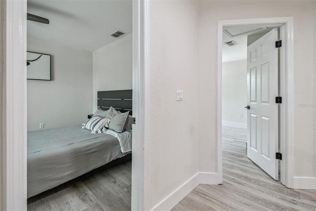 En Venta: $535,000 (4 camas, 3 baños, 2540 Pies cuadrados)