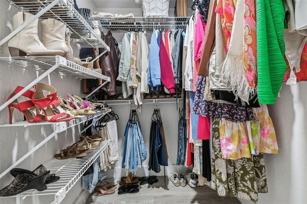 En Venta: $535,000 (4 camas, 3 baños, 2540 Pies cuadrados)