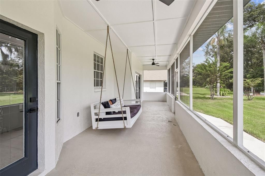 En Venta: $535,000 (4 camas, 3 baños, 2540 Pies cuadrados)