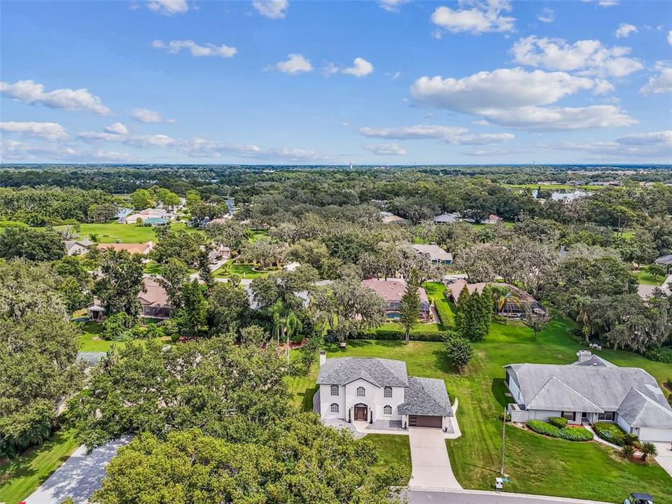 En Venta: $535,000 (4 camas, 3 baños, 2540 Pies cuadrados)