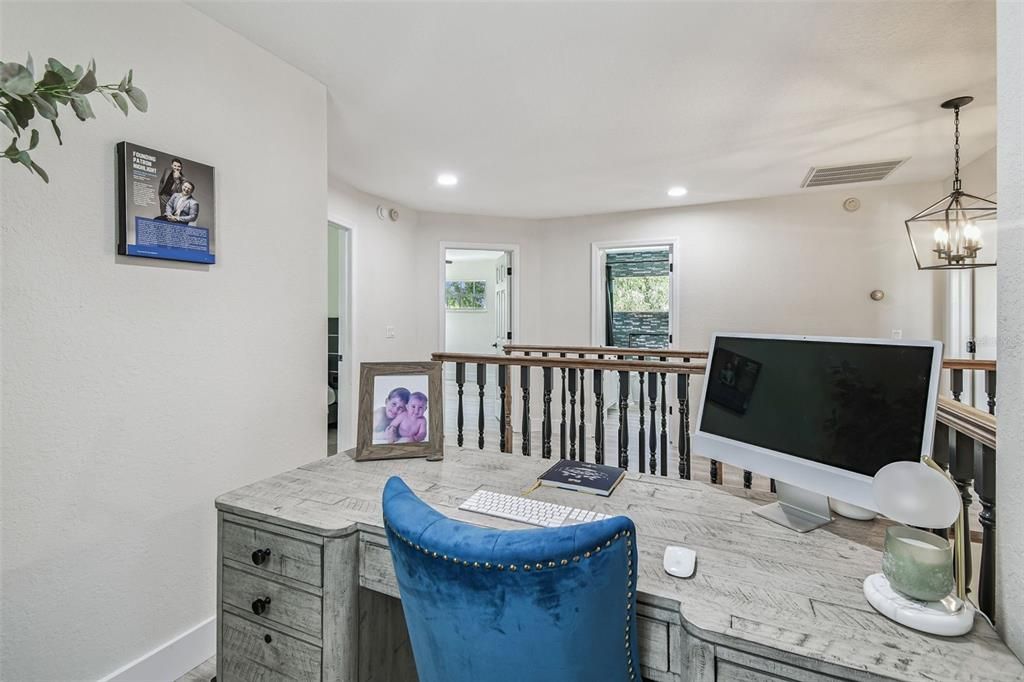 En Venta: $535,000 (4 camas, 3 baños, 2540 Pies cuadrados)