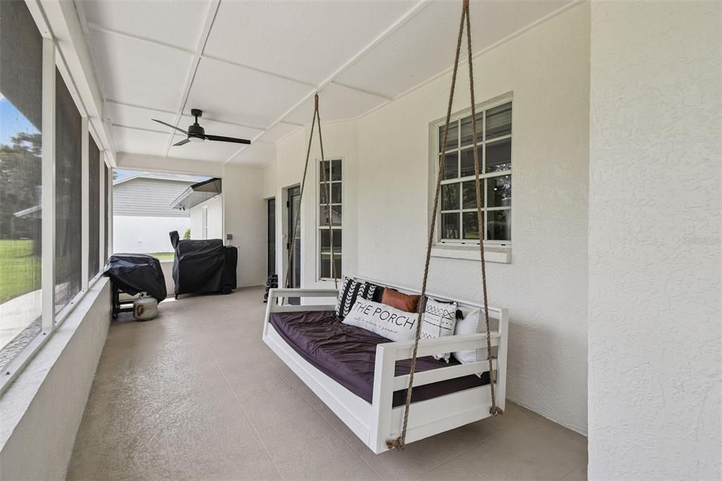 En Venta: $535,000 (4 camas, 3 baños, 2540 Pies cuadrados)