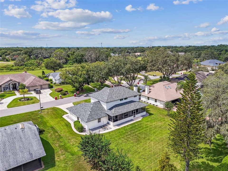 En Venta: $535,000 (4 camas, 3 baños, 2540 Pies cuadrados)