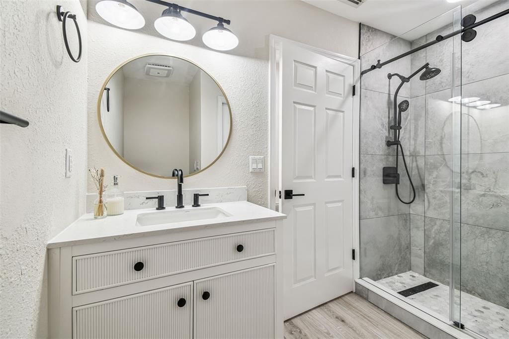 En Venta: $535,000 (4 camas, 3 baños, 2540 Pies cuadrados)