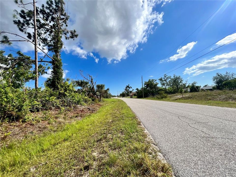 待售: $49,000 (0.26 acres)