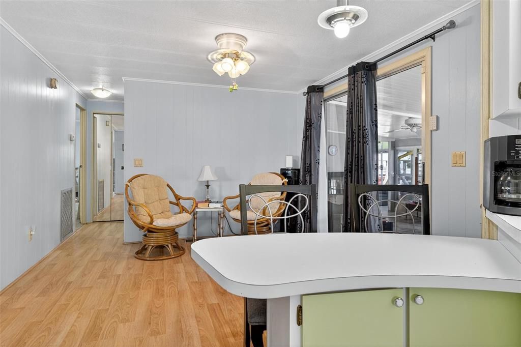 For Sale: $186,000 (2 beds, 2 baths, 1432 Square Feet)