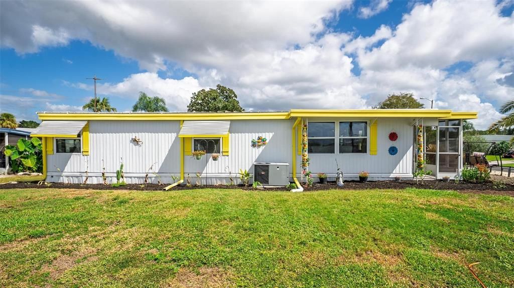 For Sale: $186,000 (2 beds, 2 baths, 1432 Square Feet)