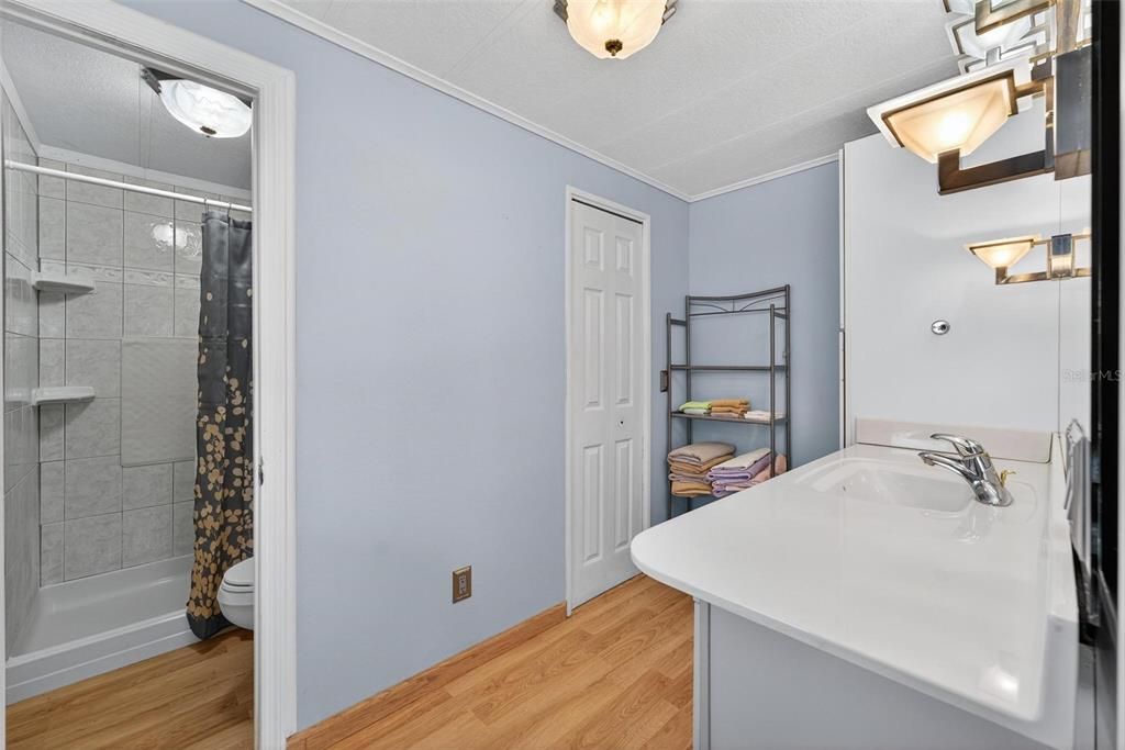 For Sale: $186,000 (2 beds, 2 baths, 1432 Square Feet)