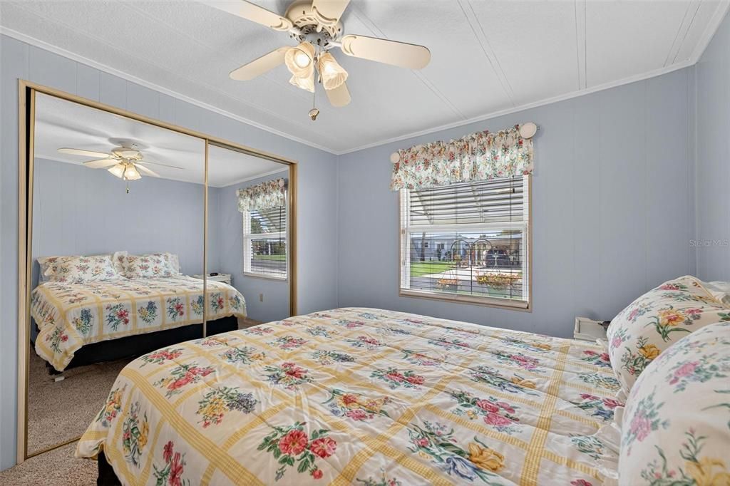 For Sale: $186,000 (2 beds, 2 baths, 1432 Square Feet)