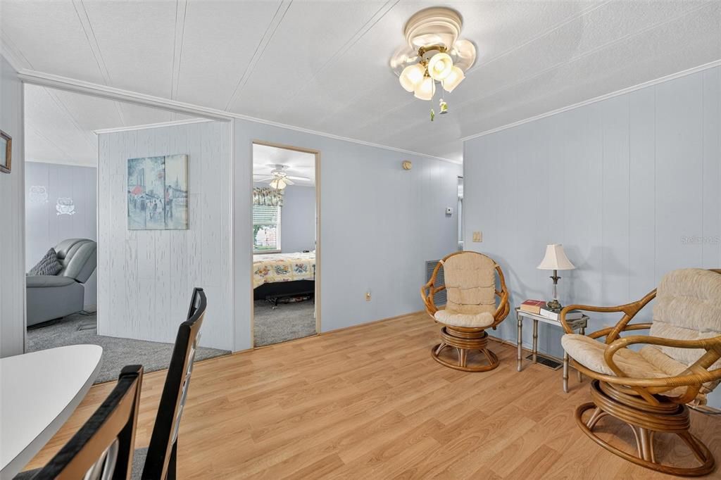 For Sale: $186,000 (2 beds, 2 baths, 1432 Square Feet)