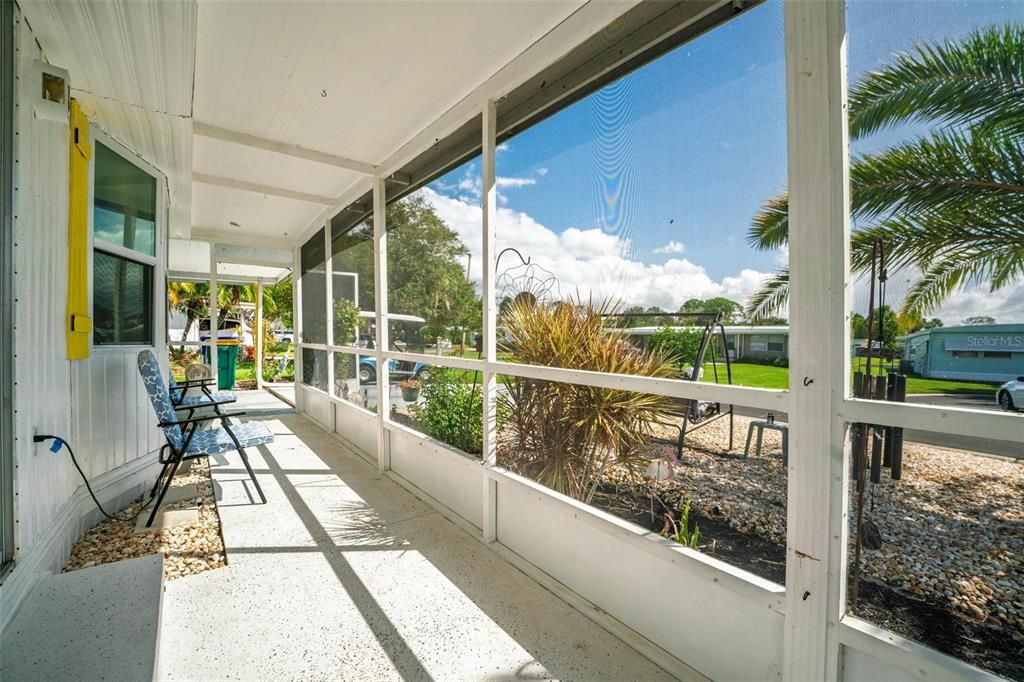 For Sale: $186,000 (2 beds, 2 baths, 1432 Square Feet)