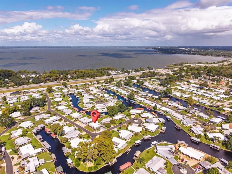 For Sale: $186,000 (2 beds, 2 baths, 1432 Square Feet)