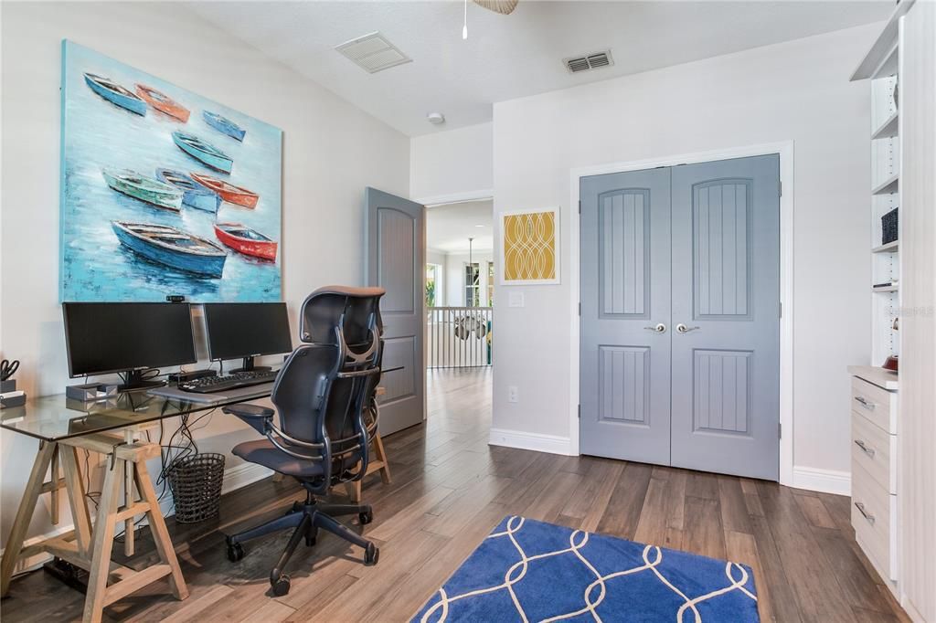 En Venta: $1,425,000 (3 camas, 3 baños, 2407 Pies cuadrados)