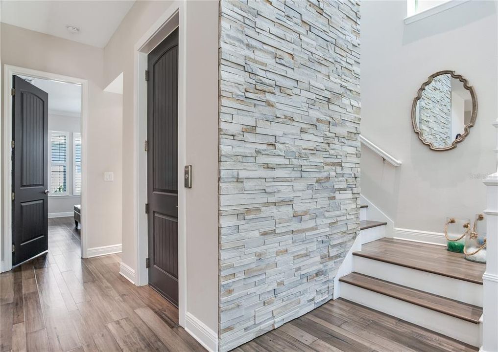 En Venta: $1,425,000 (3 camas, 3 baños, 2407 Pies cuadrados)