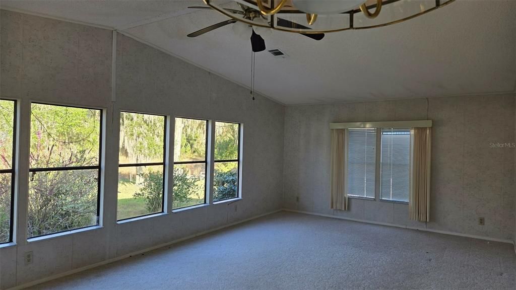 En Venta: $130,500 (2 camas, 2 baños, 1626 Pies cuadrados)