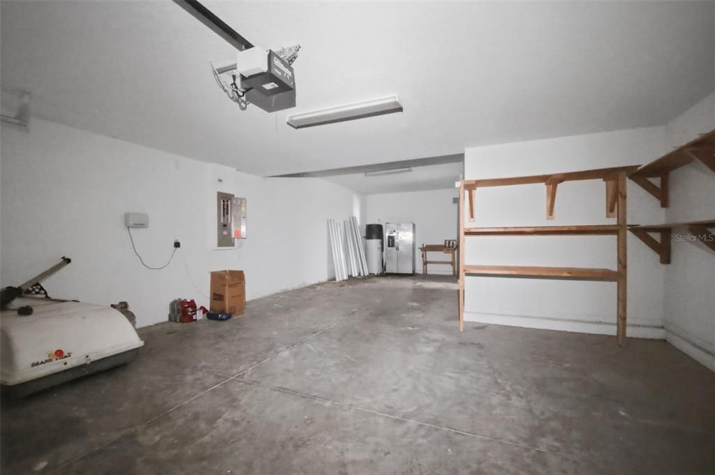 Active With Contract: $325,000 (5 beds, 3 baths, 3305 Square Feet)