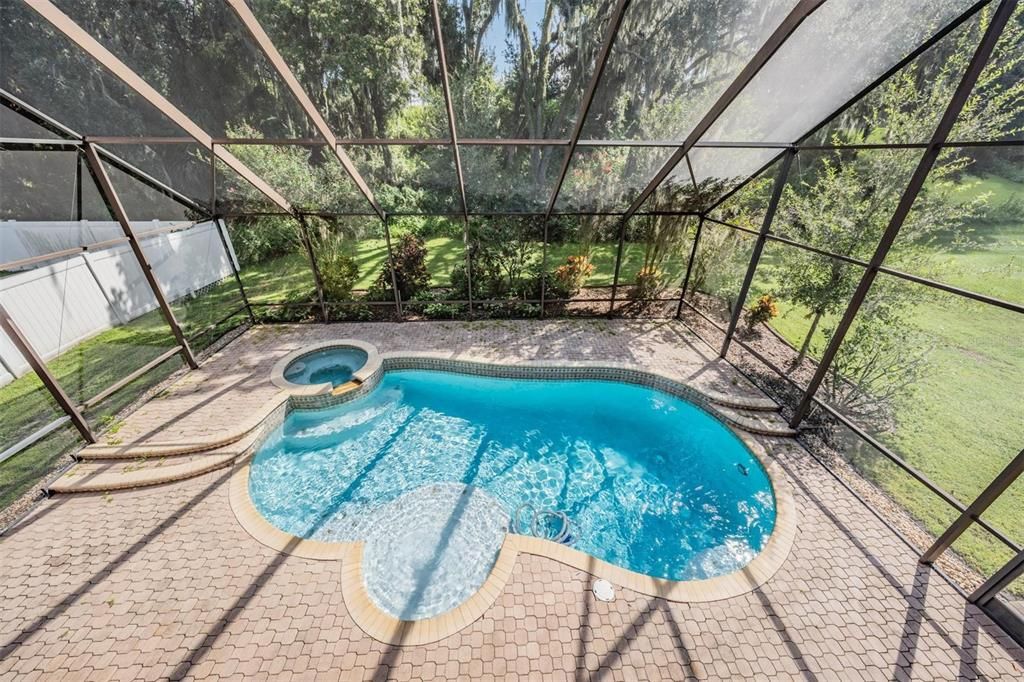 En Venta: $675,000 (5 camas, 3 baños, 4146 Pies cuadrados)