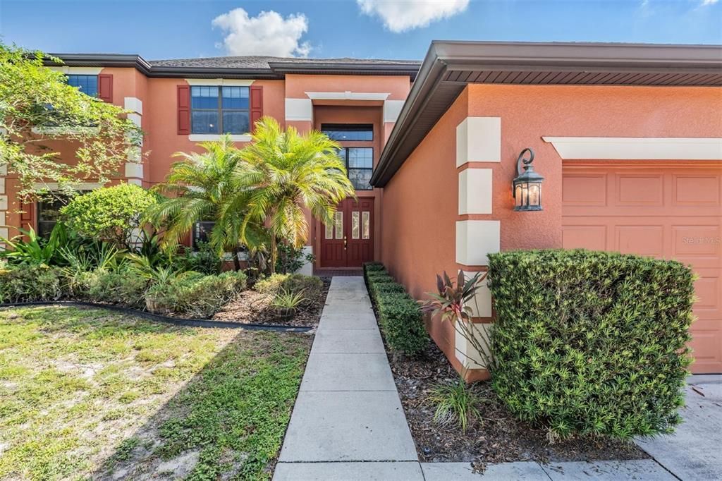 En Venta: $675,000 (5 camas, 3 baños, 4146 Pies cuadrados)