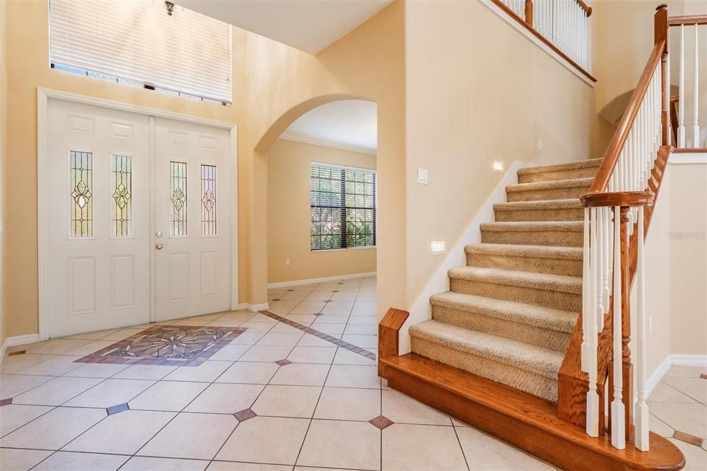 En Venta: $675,000 (5 camas, 3 baños, 4146 Pies cuadrados)