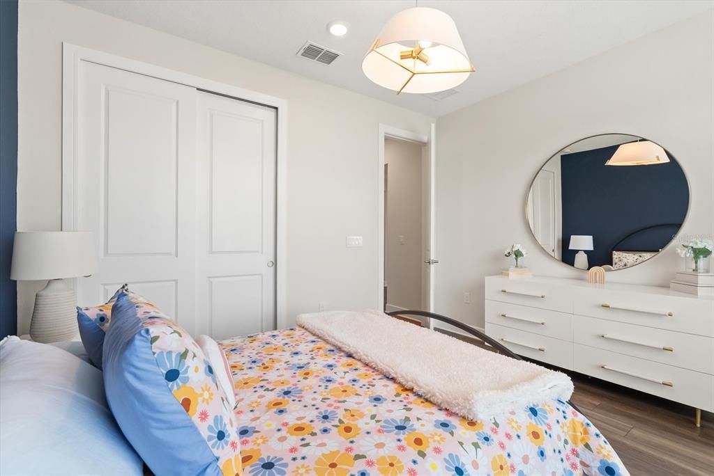 For Sale: $1,159,420 (5 beds, 4 baths, 3998 Square Feet)