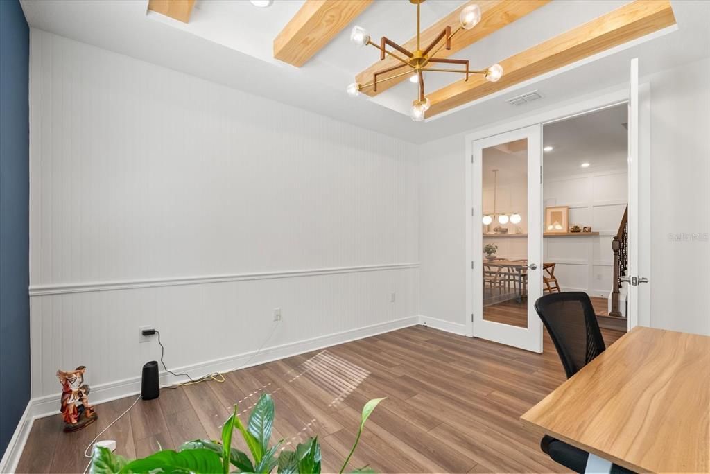 For Sale: $1,159,420 (5 beds, 4 baths, 3998 Square Feet)