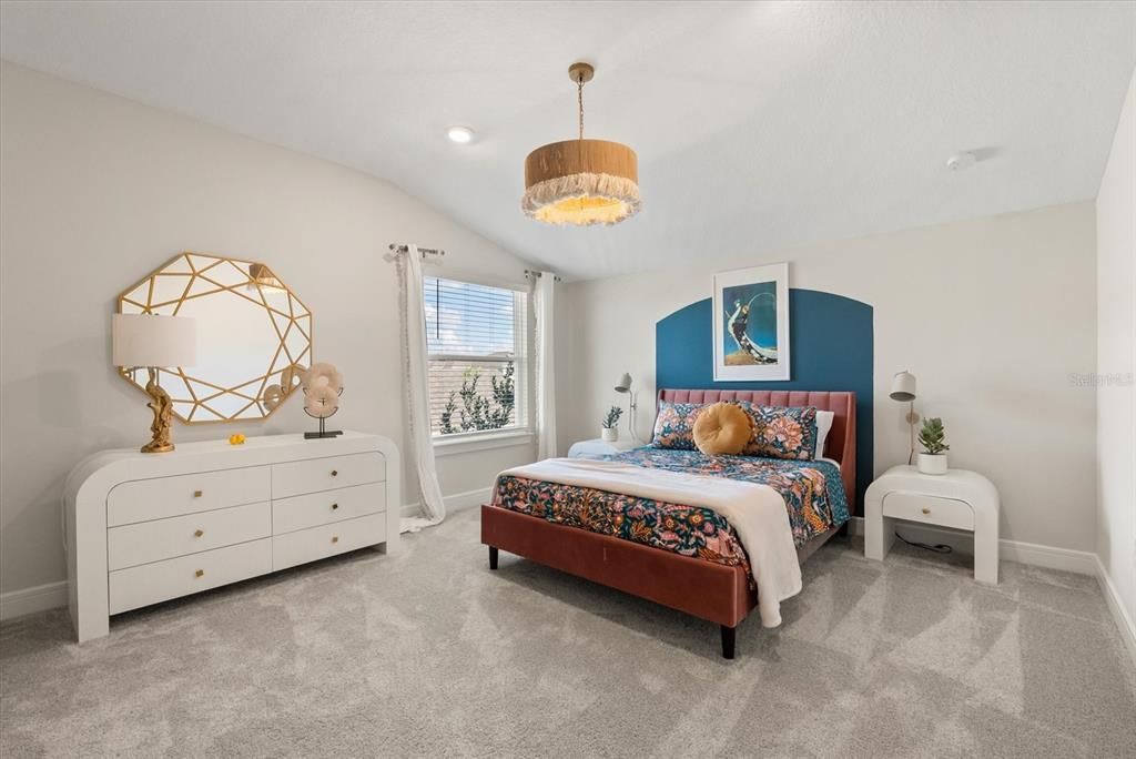 For Sale: $1,159,420 (5 beds, 4 baths, 3998 Square Feet)