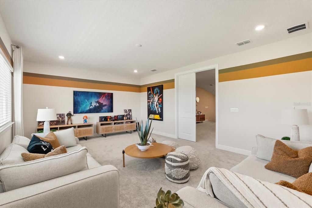 For Sale: $1,159,420 (5 beds, 4 baths, 3998 Square Feet)