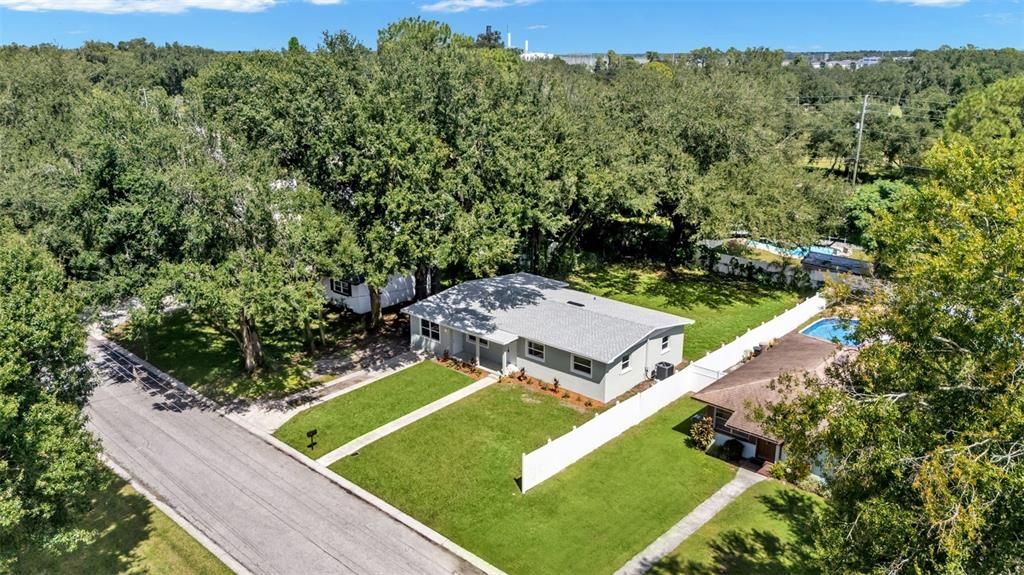 合同活跃: $290,000 (4 贝兹, 2 浴室, 1488 平方英尺)