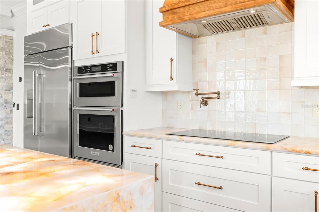 На продажу: $1,799,999 (4 спален, 4 ванн, 3488 Квадратных фут)