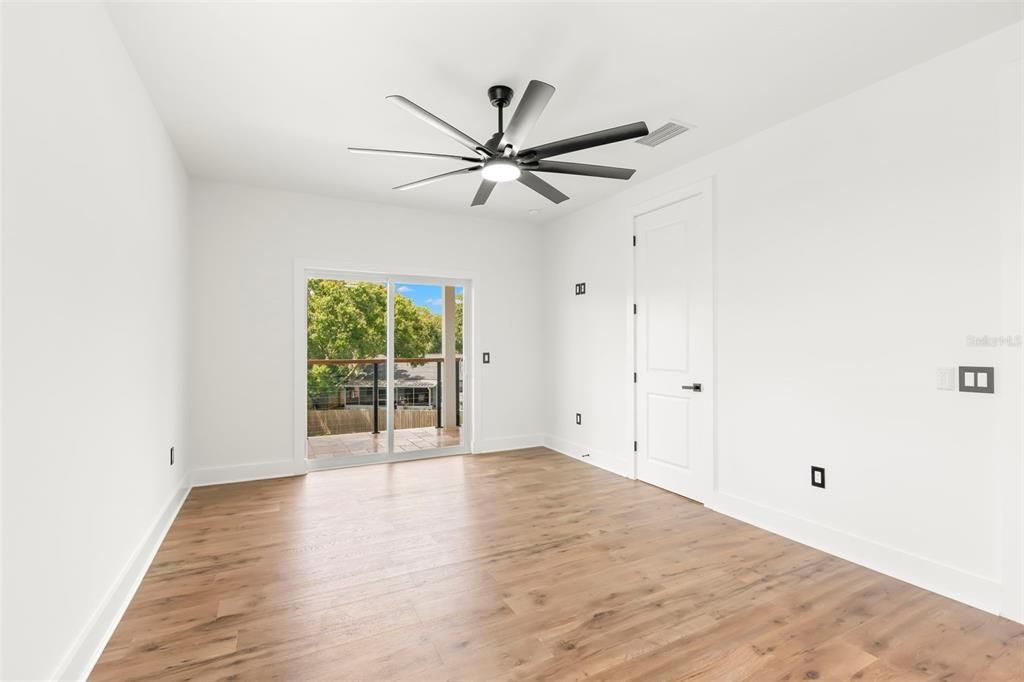 На продажу: $1,799,999 (4 спален, 4 ванн, 3488 Квадратных фут)