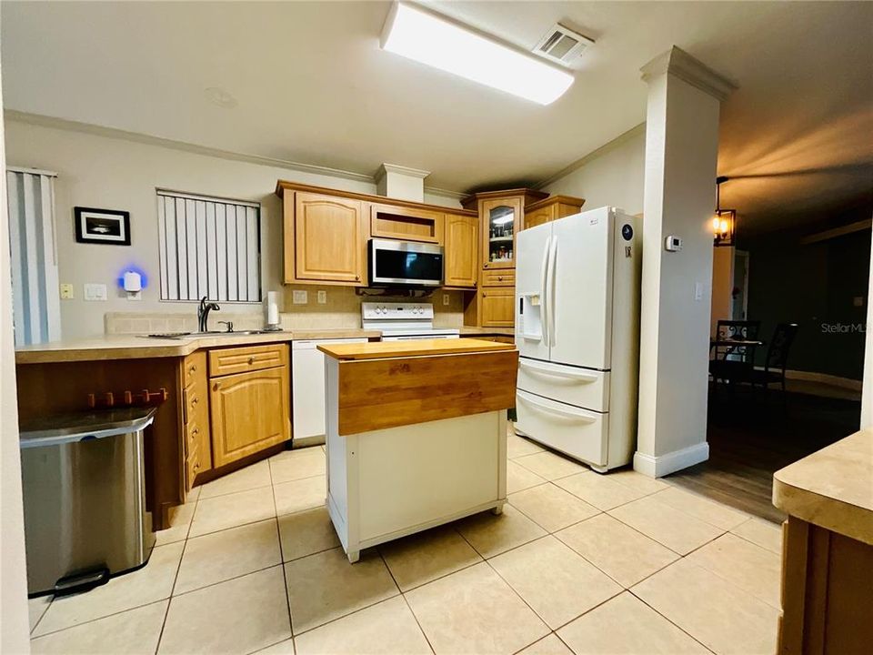 待售: $189,900 (2 贝兹, 2 浴室, 1288 平方英尺)