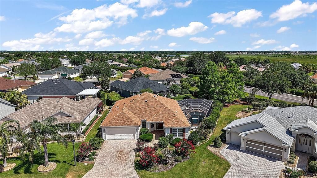 待售: $689,000 (3 贝兹, 2 浴室, 2205 平方英尺)