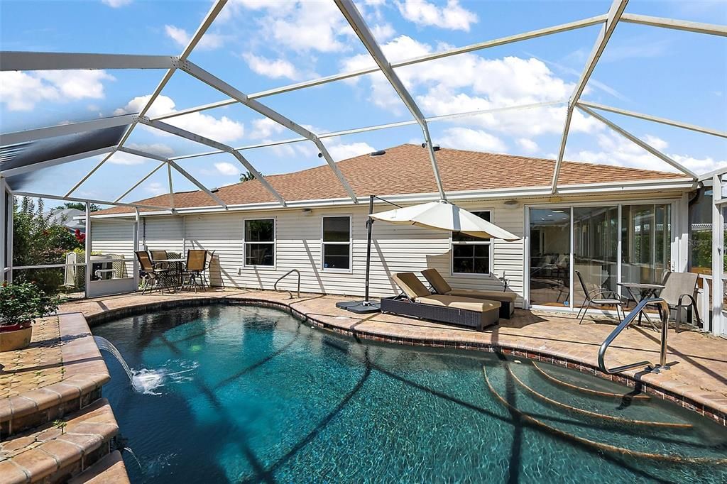 待售: $689,000 (3 贝兹, 2 浴室, 2205 平方英尺)