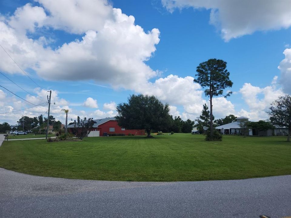 待售: $55,000 (0.31 acres)