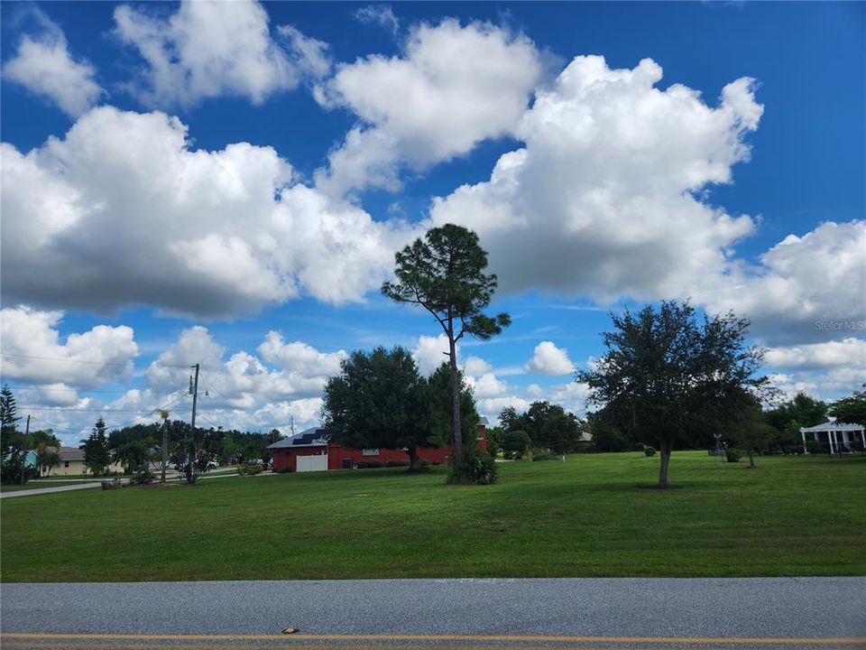 待售: $55,000 (0.31 acres)