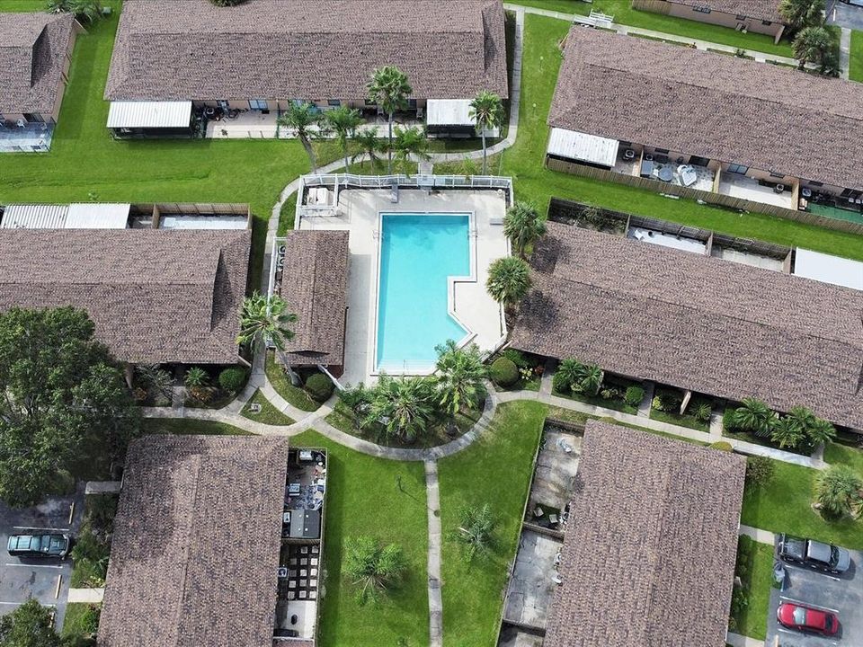 待售: $185,000 (2 贝兹, 2 浴室, 991 平方英尺)