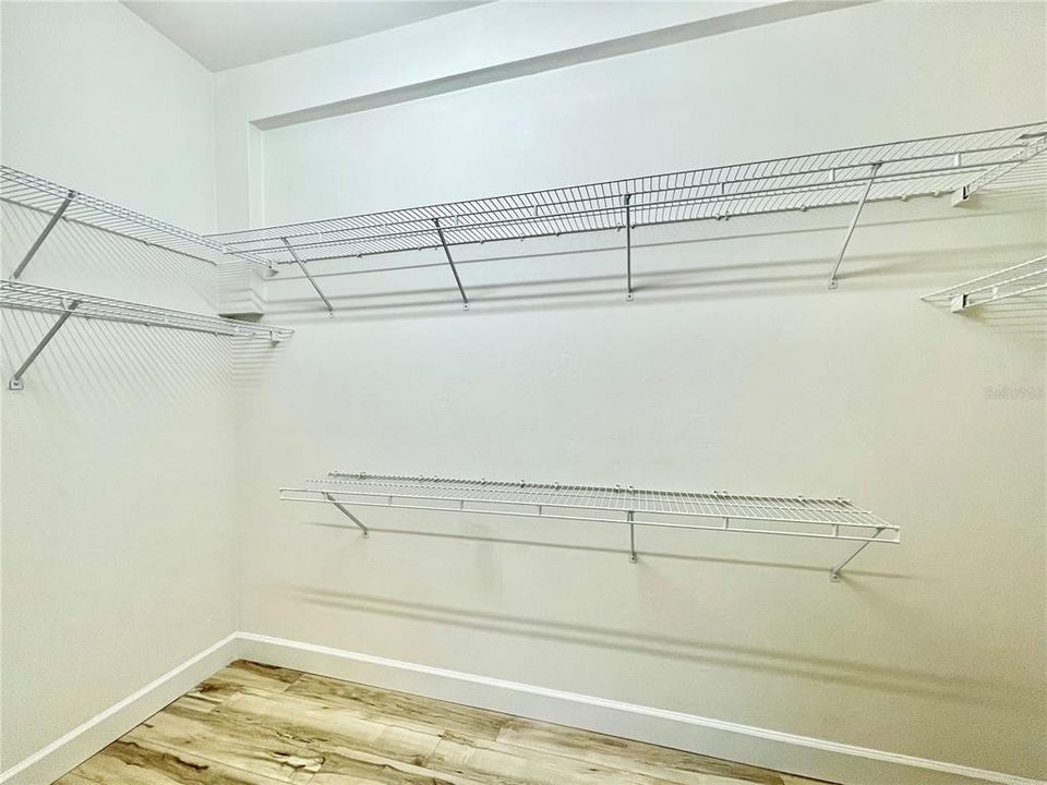 На продажу: $540,000 (4 спален, 2 ванн, 2069 Квадратных фут)