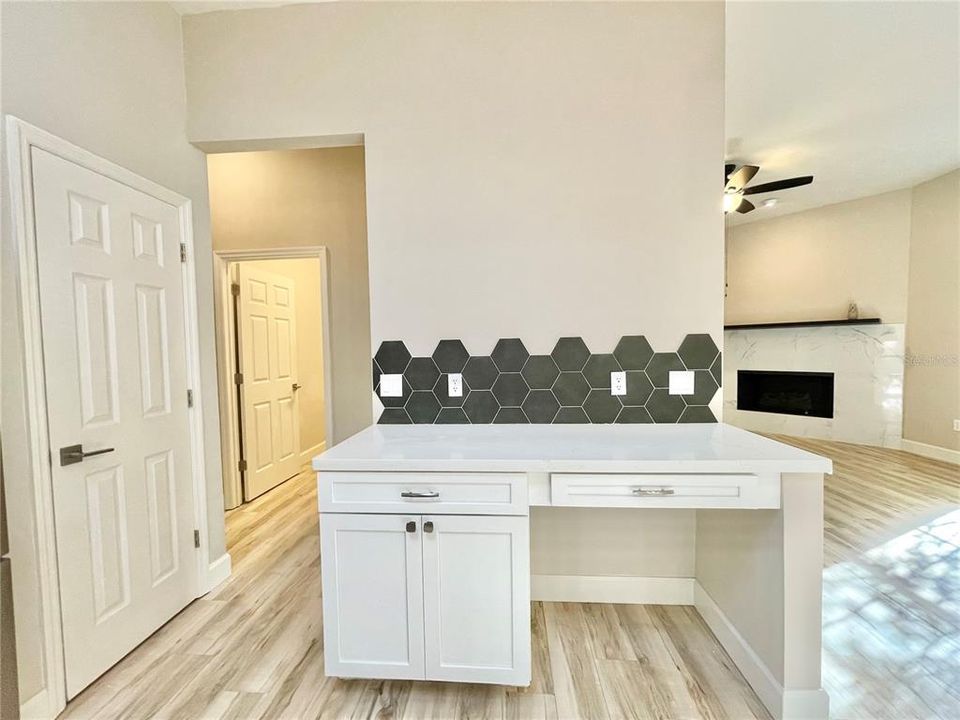 На продажу: $540,000 (4 спален, 2 ванн, 2069 Квадратных фут)