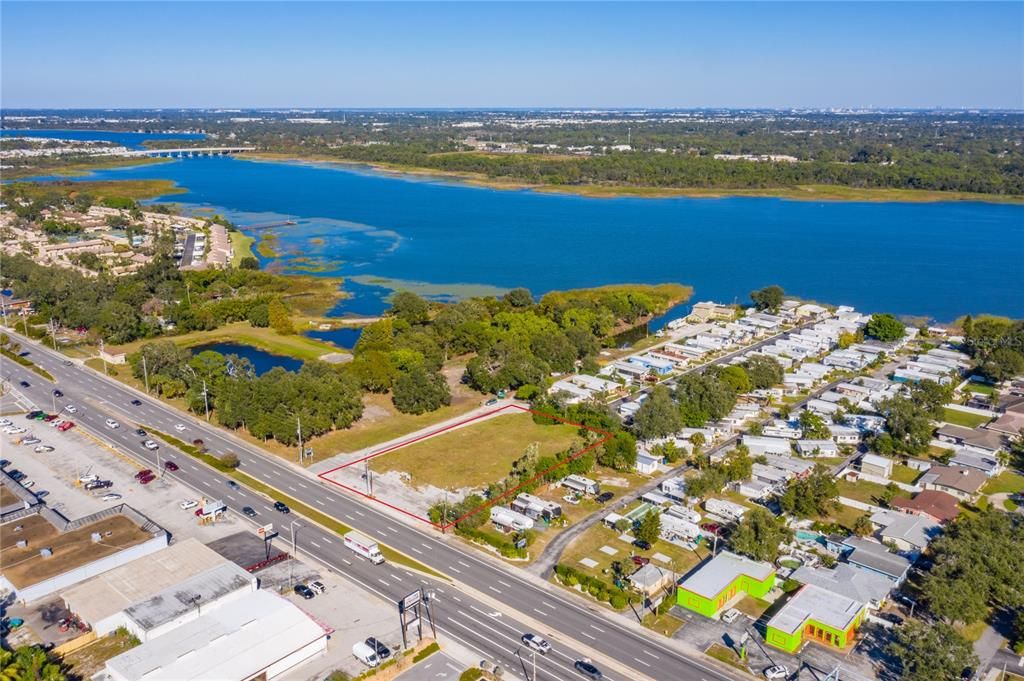 For Sale: $1,100,000 (1.05 acres)