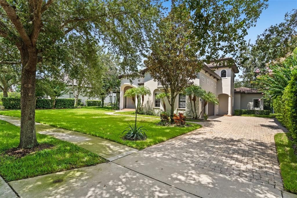 出租: $15,000 (5 贝兹, 5 浴室, 5339 平方英尺)