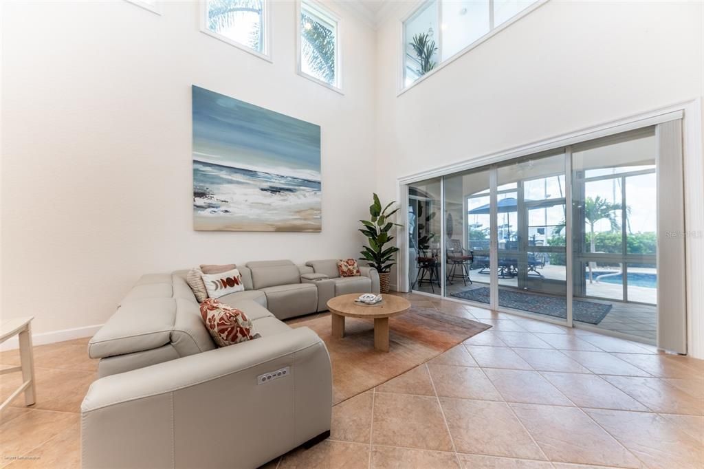 En Renta: $7,000 (3 camas, 3 baños, 2237 Pies cuadrados)